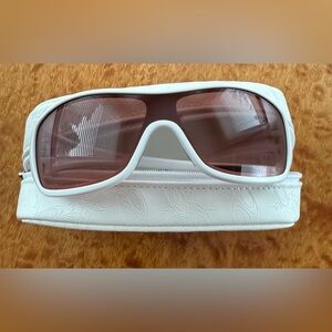 Oakley IDEAL Sunglasses